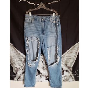 American Eagle Mom Jeans